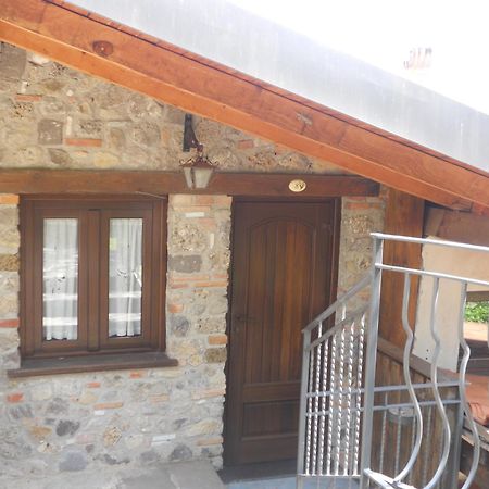 Agriturismo La Casa Del Ghiro ピモンテ エクステリア 写真
