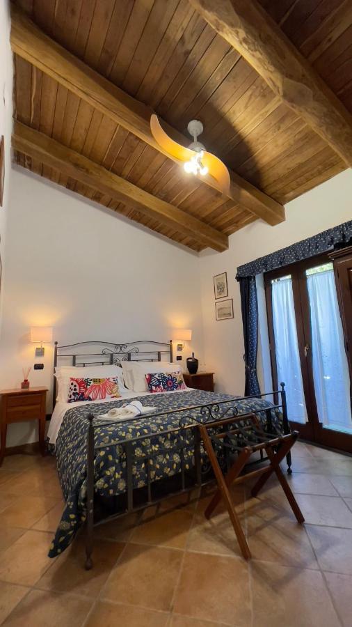 Agriturismo La Casa Del Ghiro ピモンテ エクステリア 写真