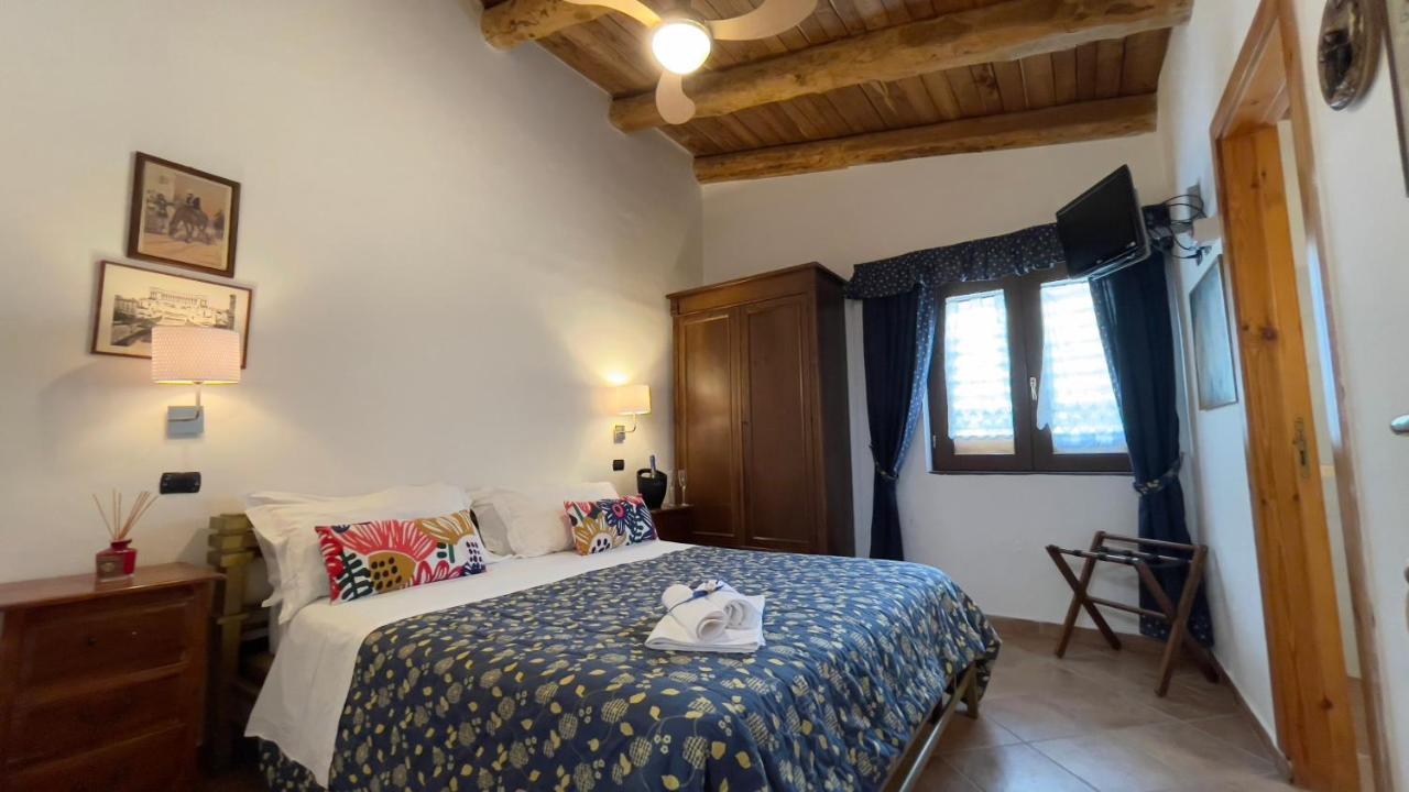 Agriturismo La Casa Del Ghiro ピモンテ エクステリア 写真