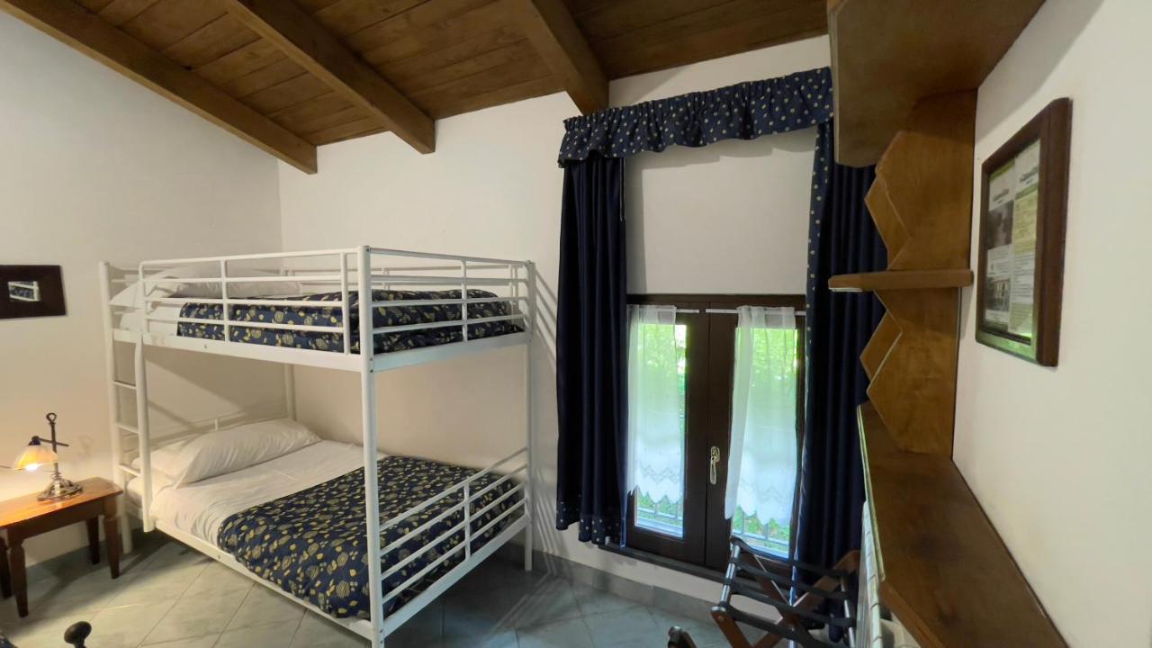 Agriturismo La Casa Del Ghiro ピモンテ エクステリア 写真