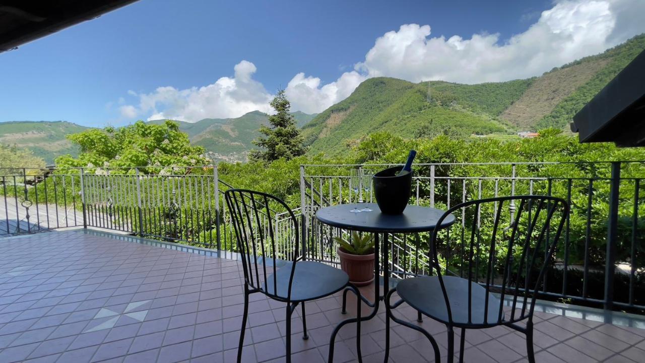 Agriturismo La Casa Del Ghiro ピモンテ エクステリア 写真