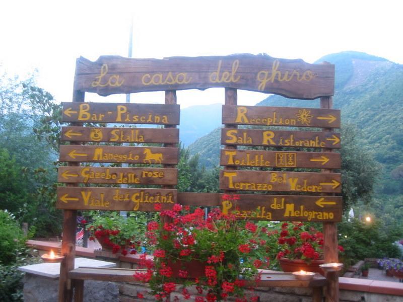 Agriturismo La Casa Del Ghiro ピモンテ エクステリア 写真